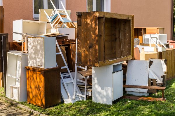 Junk Haul Away Service in Janesville